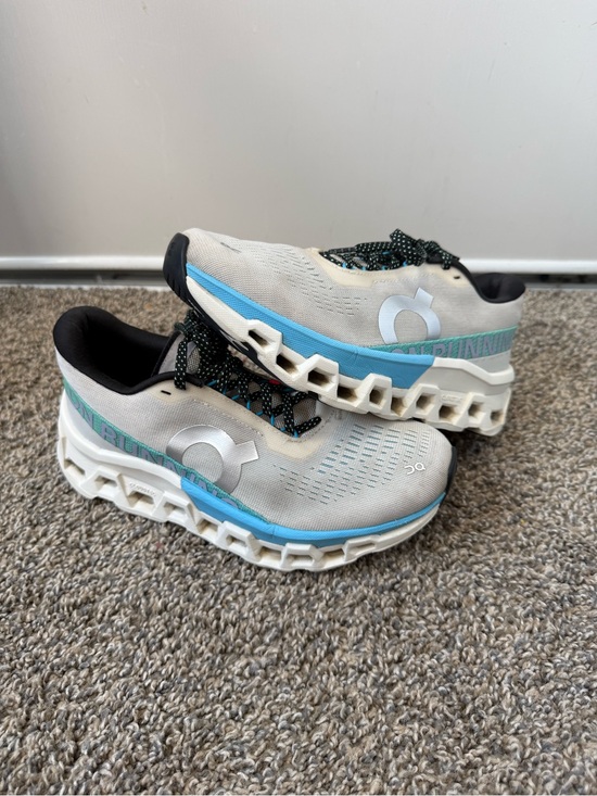 On Clouds Shoes - On Cloudrunning Women's Athletic Shoes in Light Gray and Blue